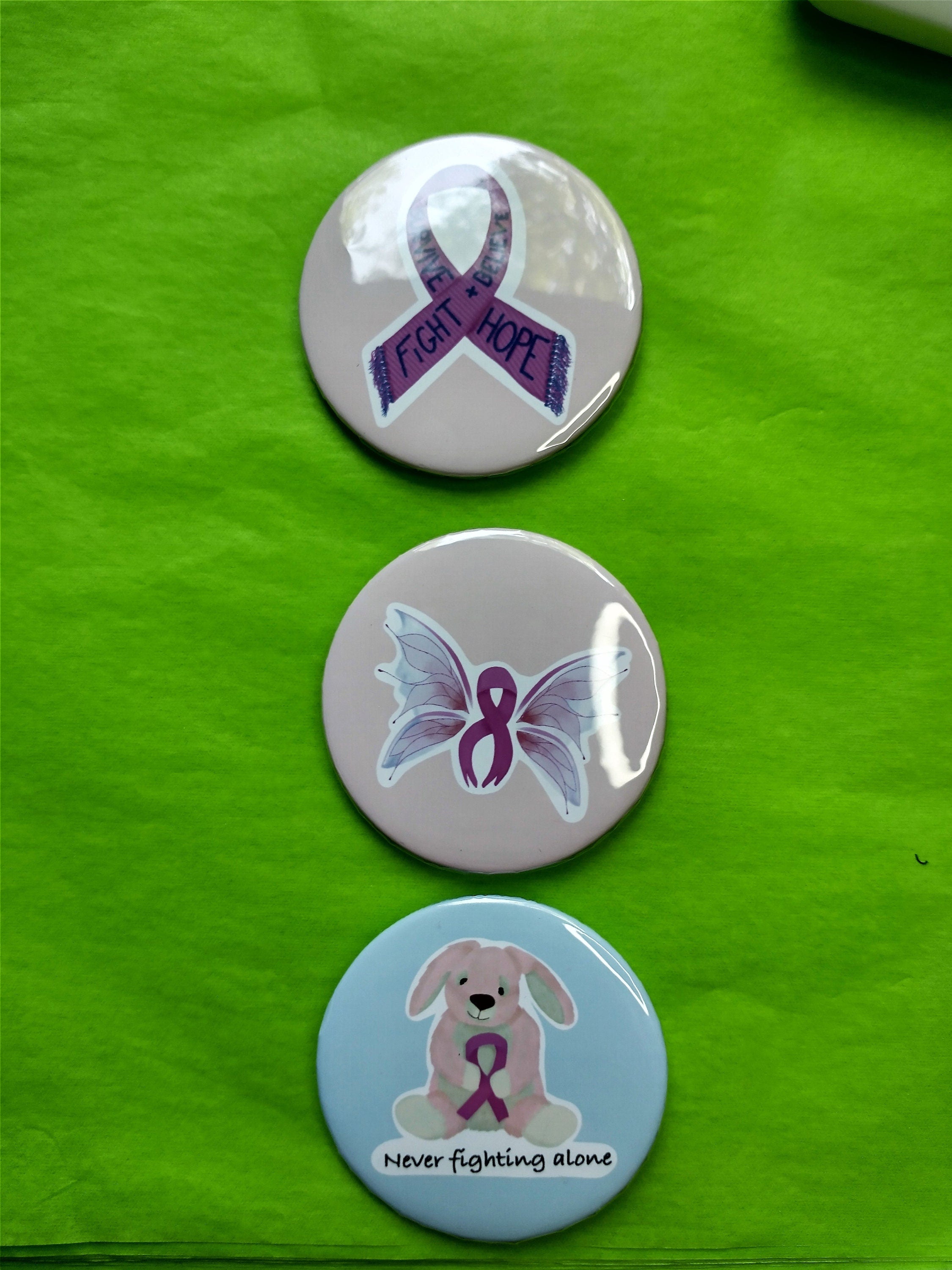 breast cancer suport badge / pin